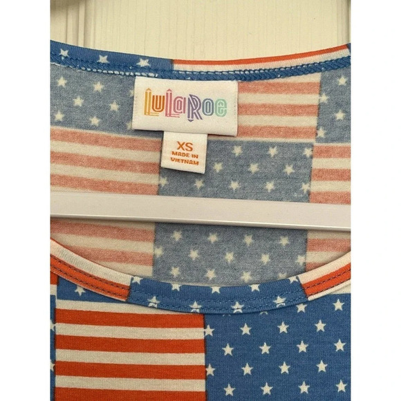 LulaRoe Irma Blouse Size XS - Picture 3 of 6